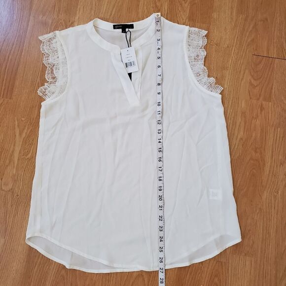 🌹 GIBSON x CITY SAFARI 🌹 NEW! Split Neck Lace Trim Top - [Small, White] - Picture 7 of 11